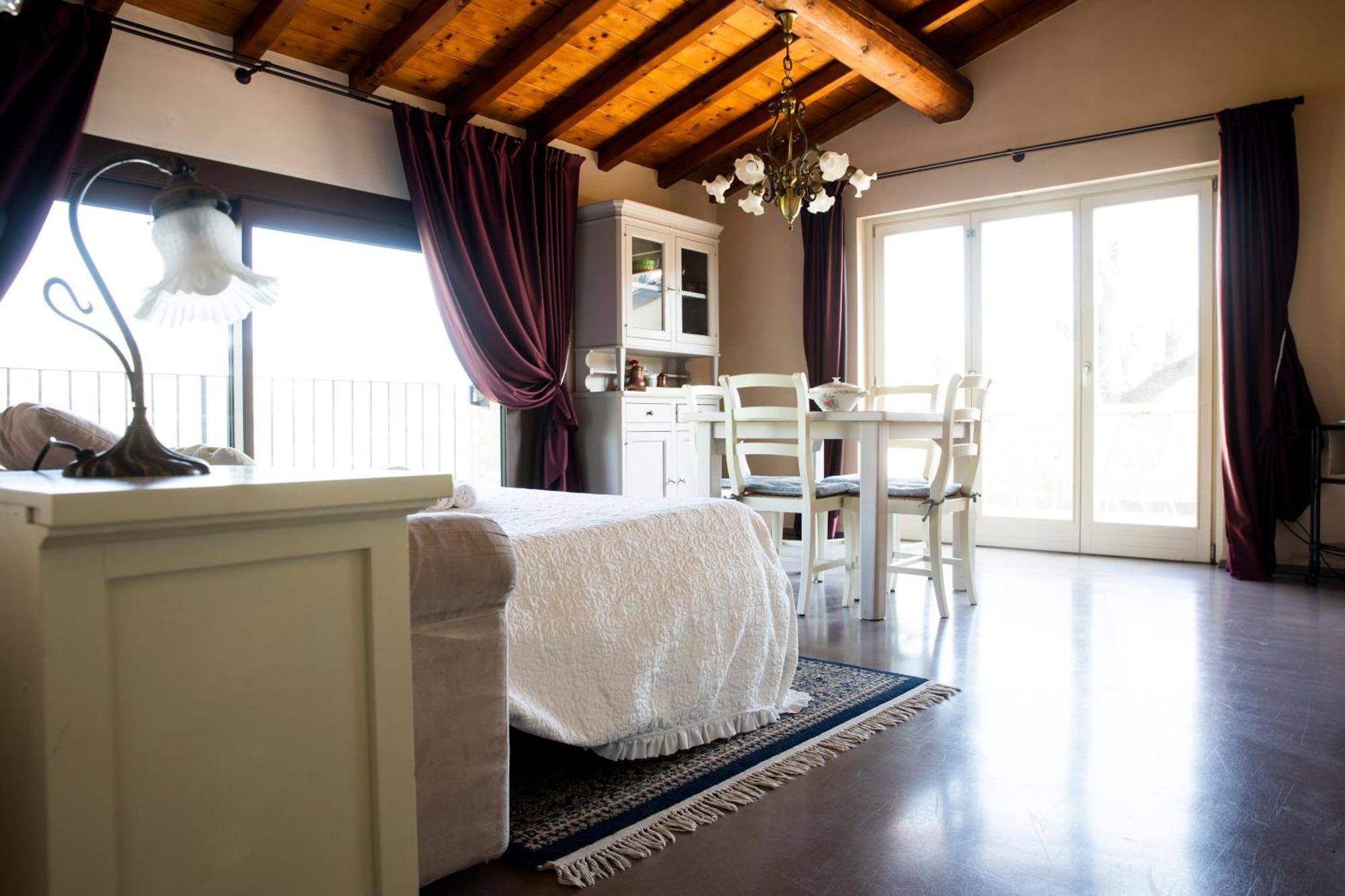 Corte Dei Soavi Suites - Apartments Soave  Eksteriør billede