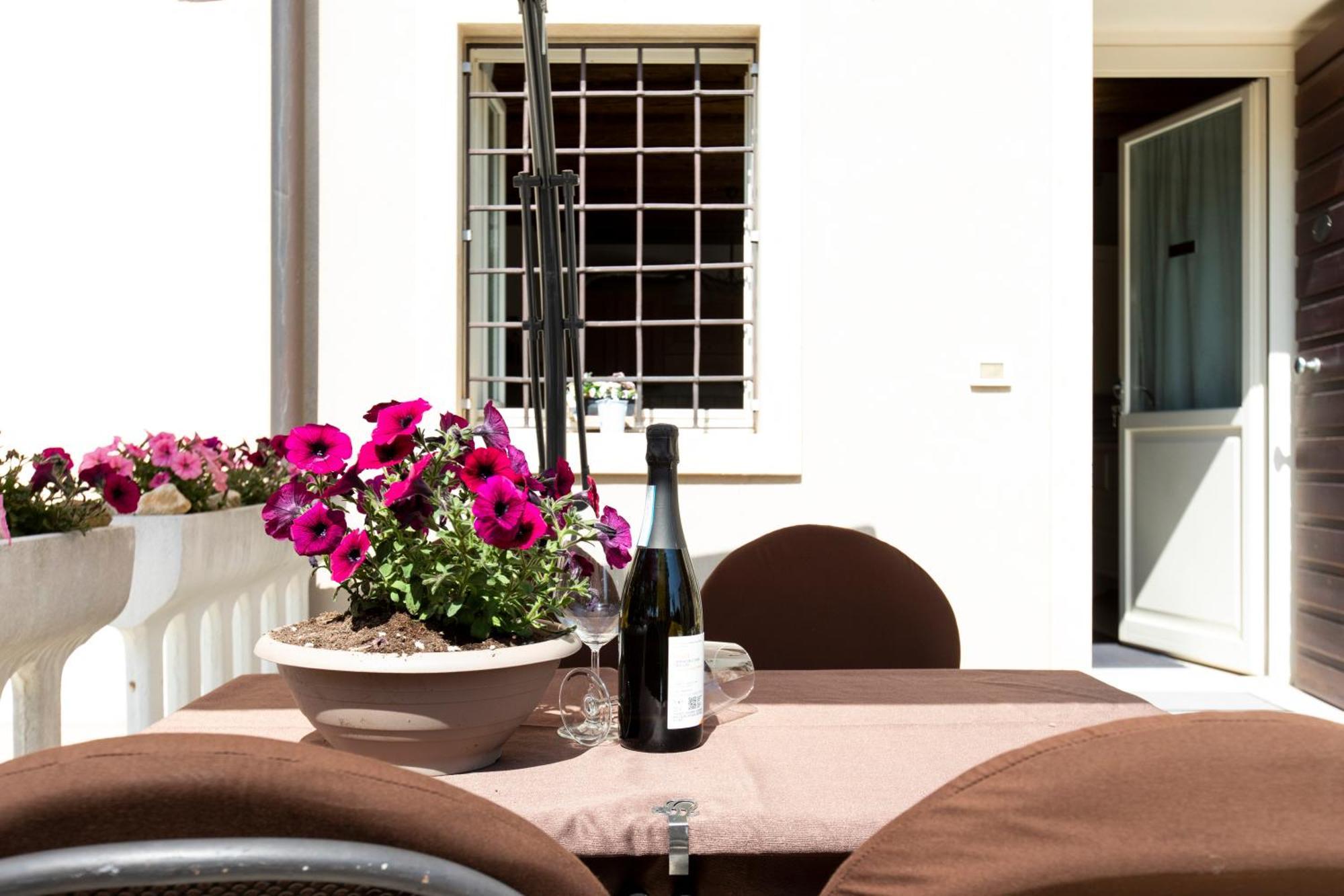 Corte Dei Soavi Suites - Apartments Soave  Eksteriør billede