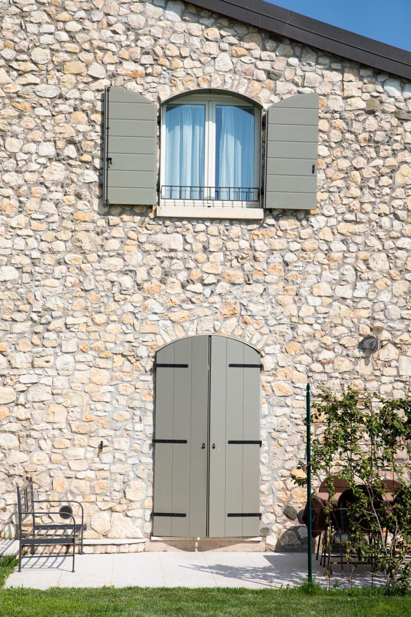Corte Dei Soavi Suites - Apartments Soave  Eksteriør billede