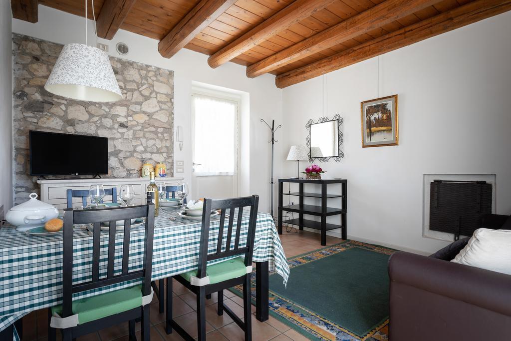 Corte Dei Soavi Suites - Apartments Soave  Værelse billede
